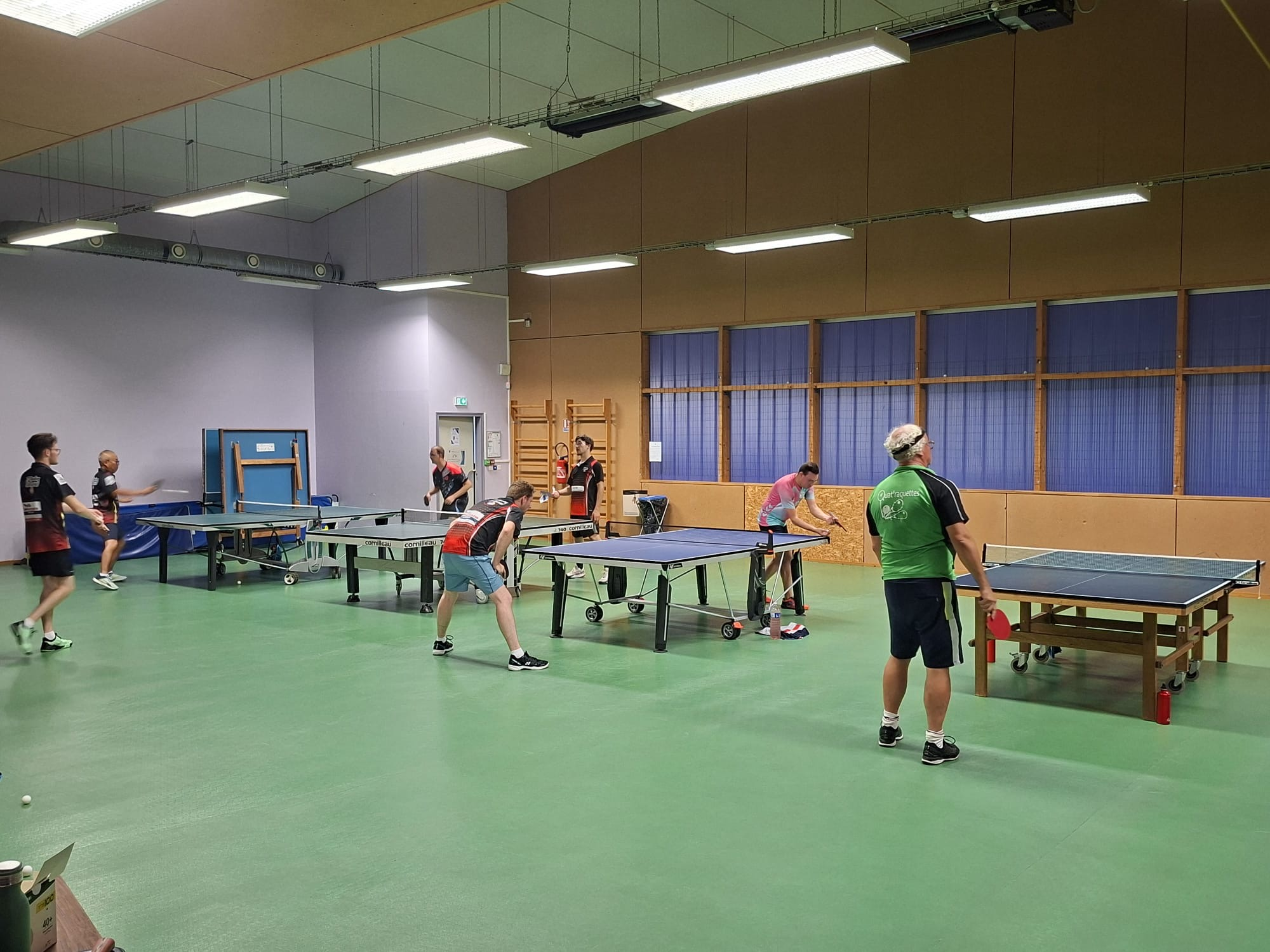 Intérieur de la salle de sport de Saint-Thurial